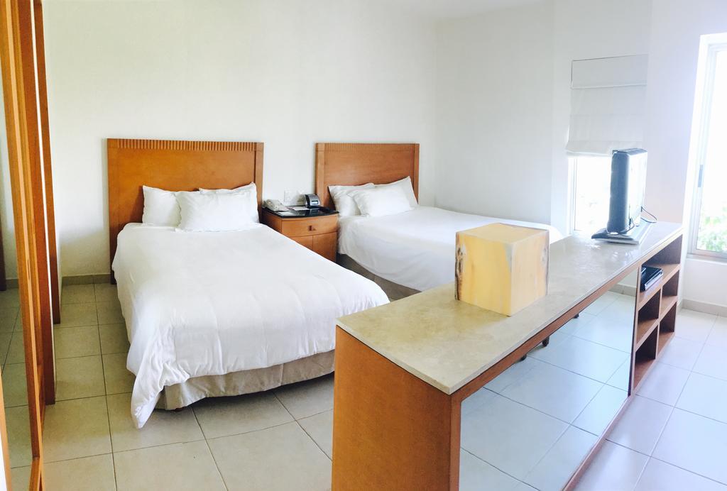 Standard Double Suite