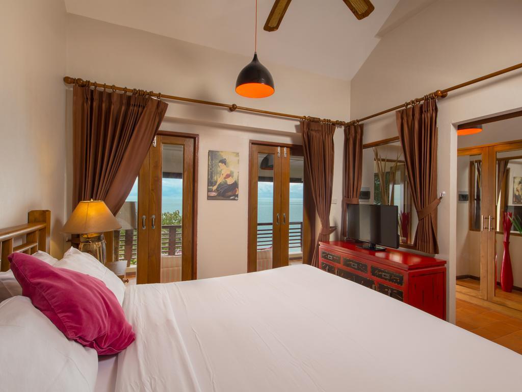 ocean front deluxe 1 bedroom villa