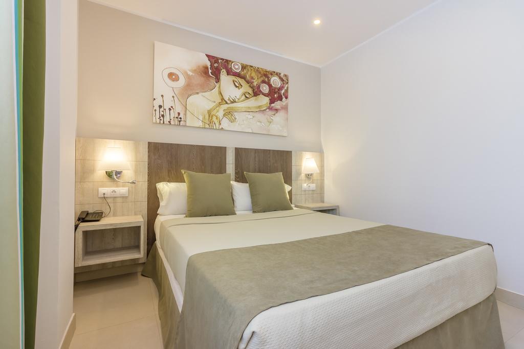 Appartement met 2 Slaapkamers en Uitzicht op Zee