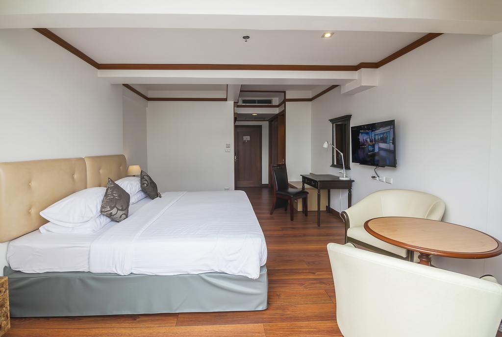 Deluxe Double or Twin Room Balcony