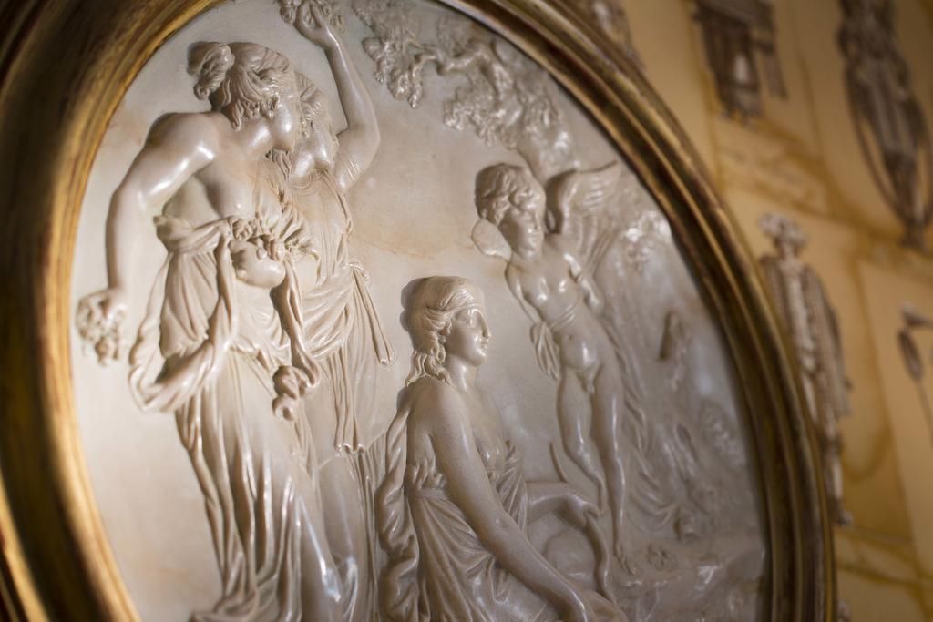 Superior Pantheon Room