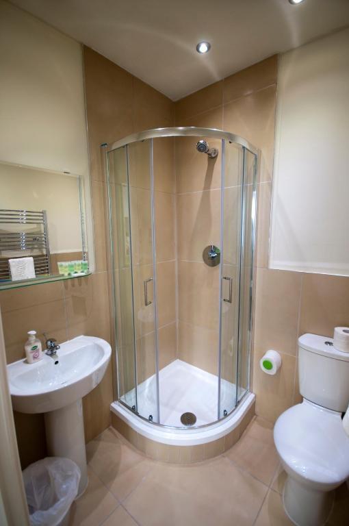 Executive Suite,121875013:JPEG