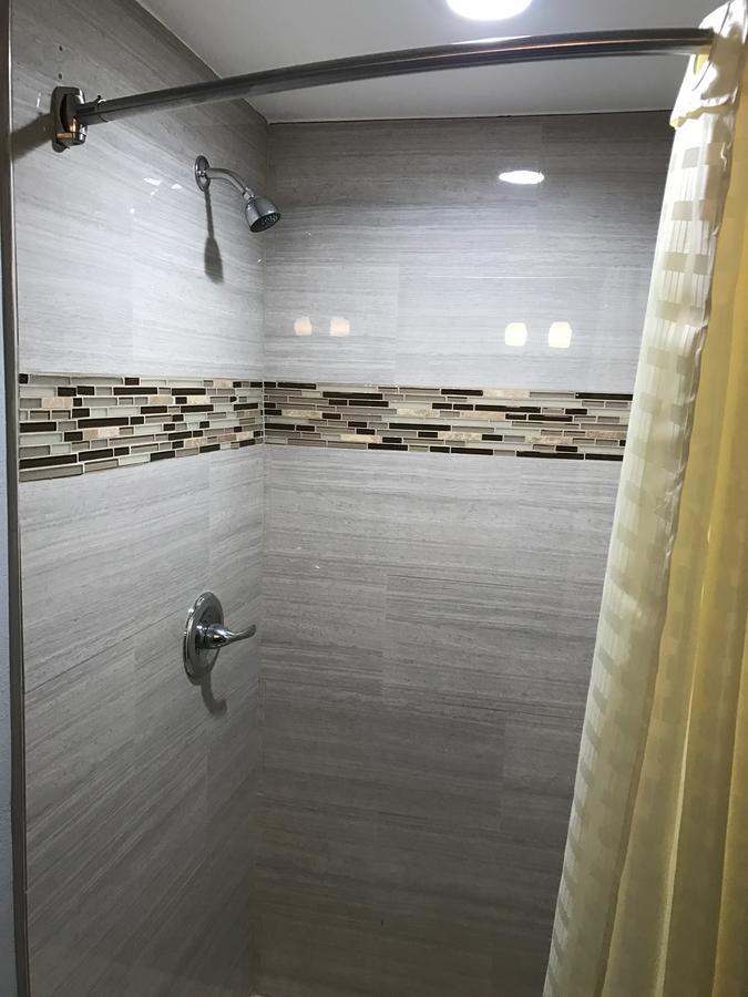 Chambre Lit King-Size Standard - Non-Fumeurs