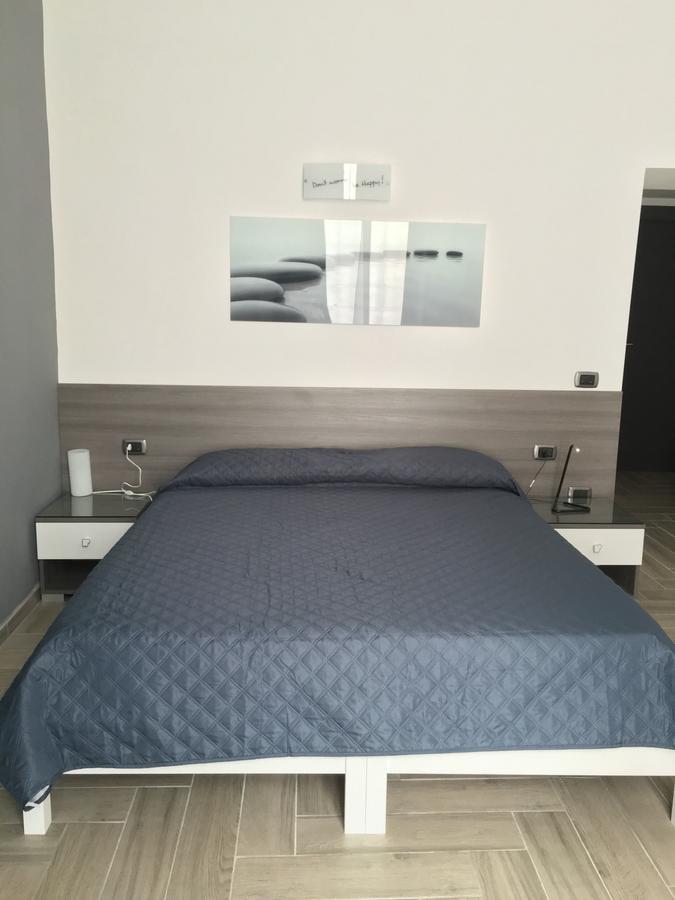 Triple Room,537819684:JPEG