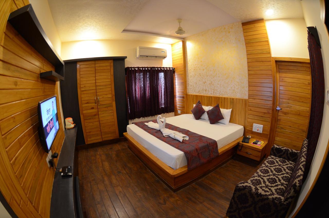 Superior Double Room,507474459:JPEG