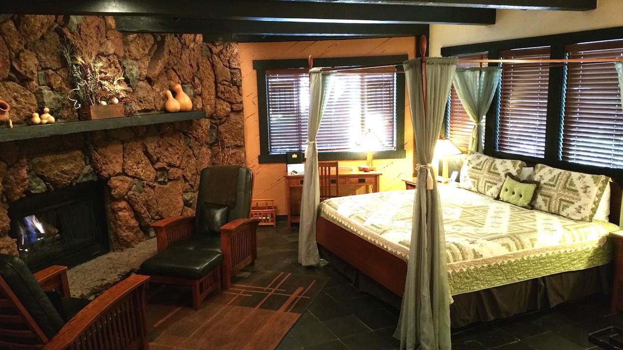 Quarto Duplo Deluxe com Banheira