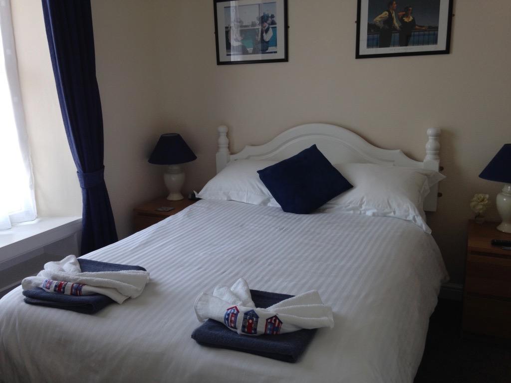 Double Room with Shower
