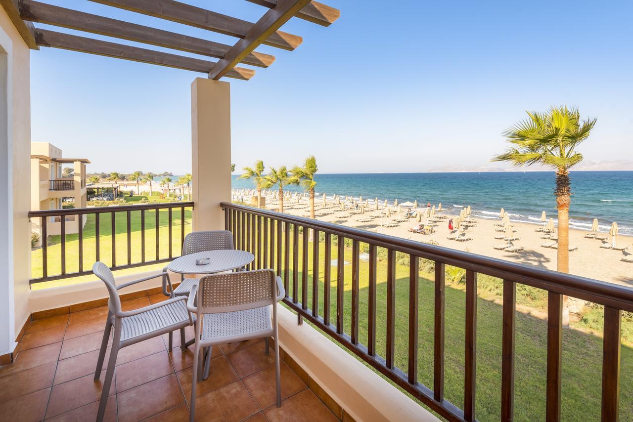 Double or Twin Room Sea View