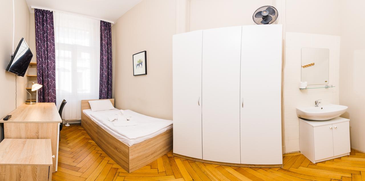 Single suite Shared Toilet