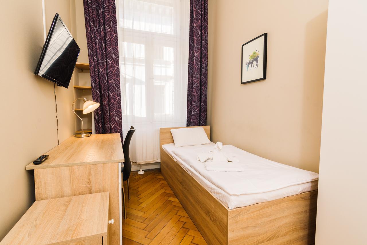 Single suite Shared Toilet