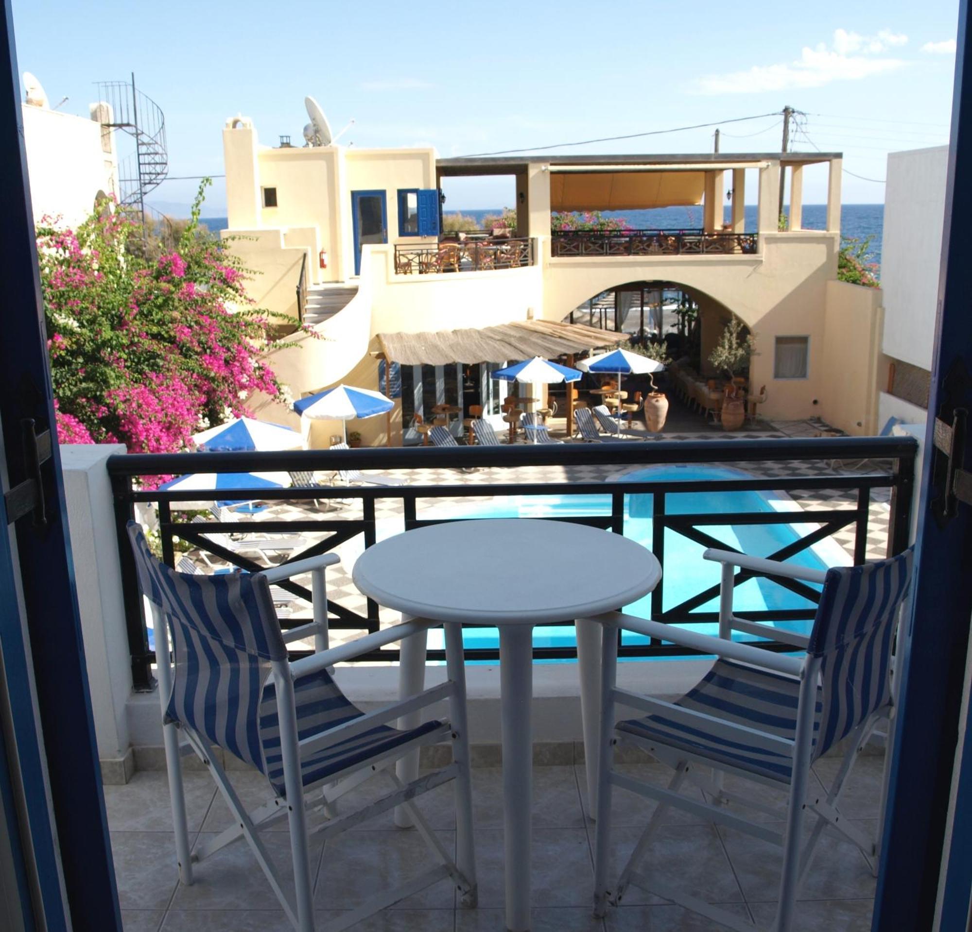 Double or Twin Room Pool View