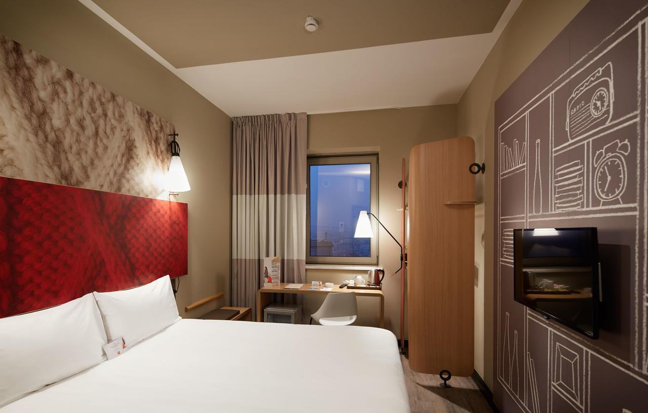 Standard Room 1 Double Bed