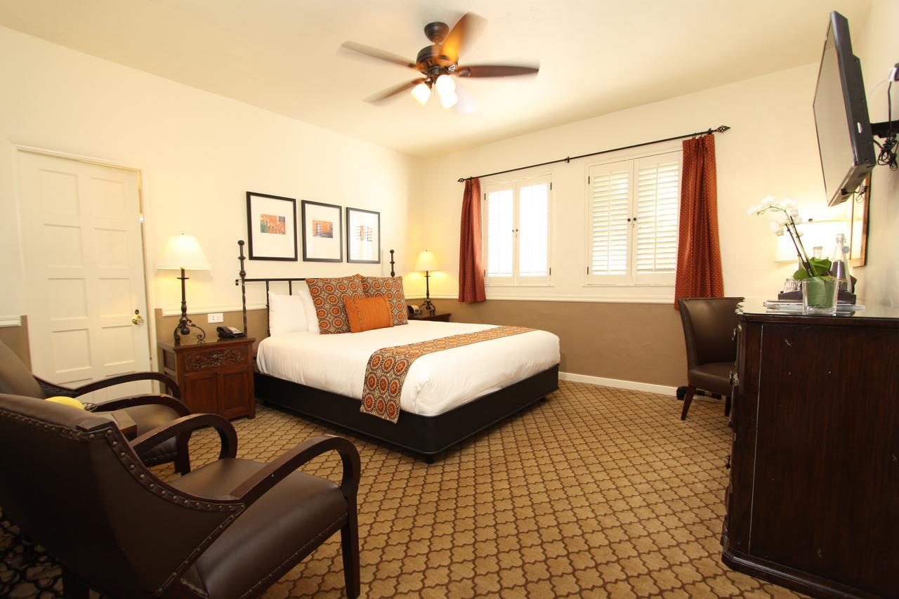 Standard King Room