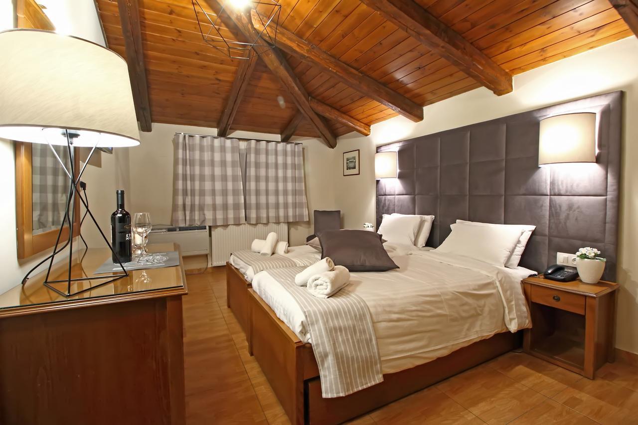 Superior Twin Room Street View