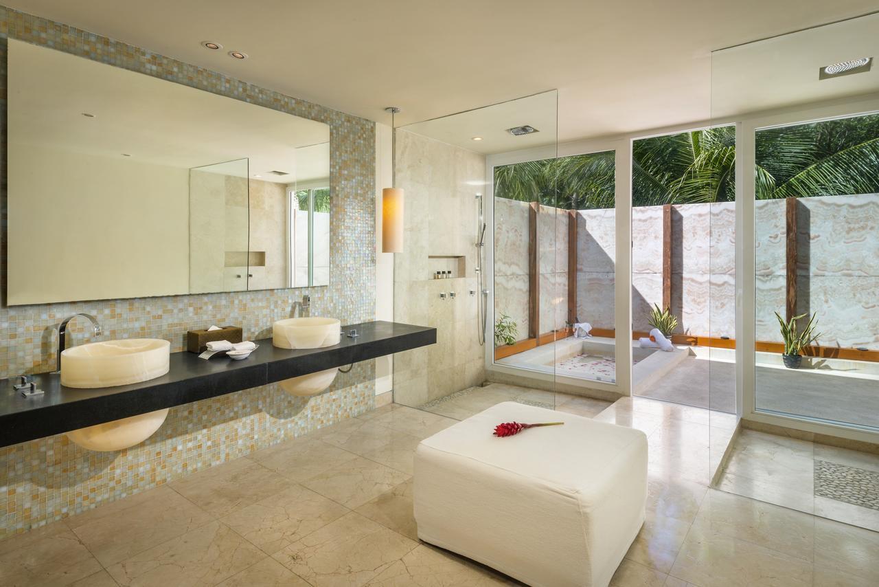 Junior Suite Cenote Blue Lagoon