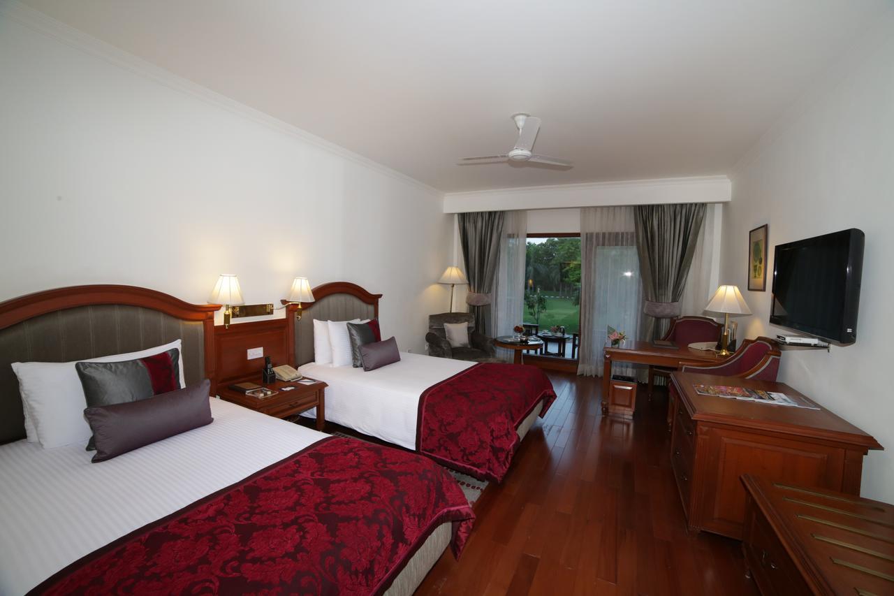 Palace Room with 10% on food and beverages | 15% off on spa and salon services