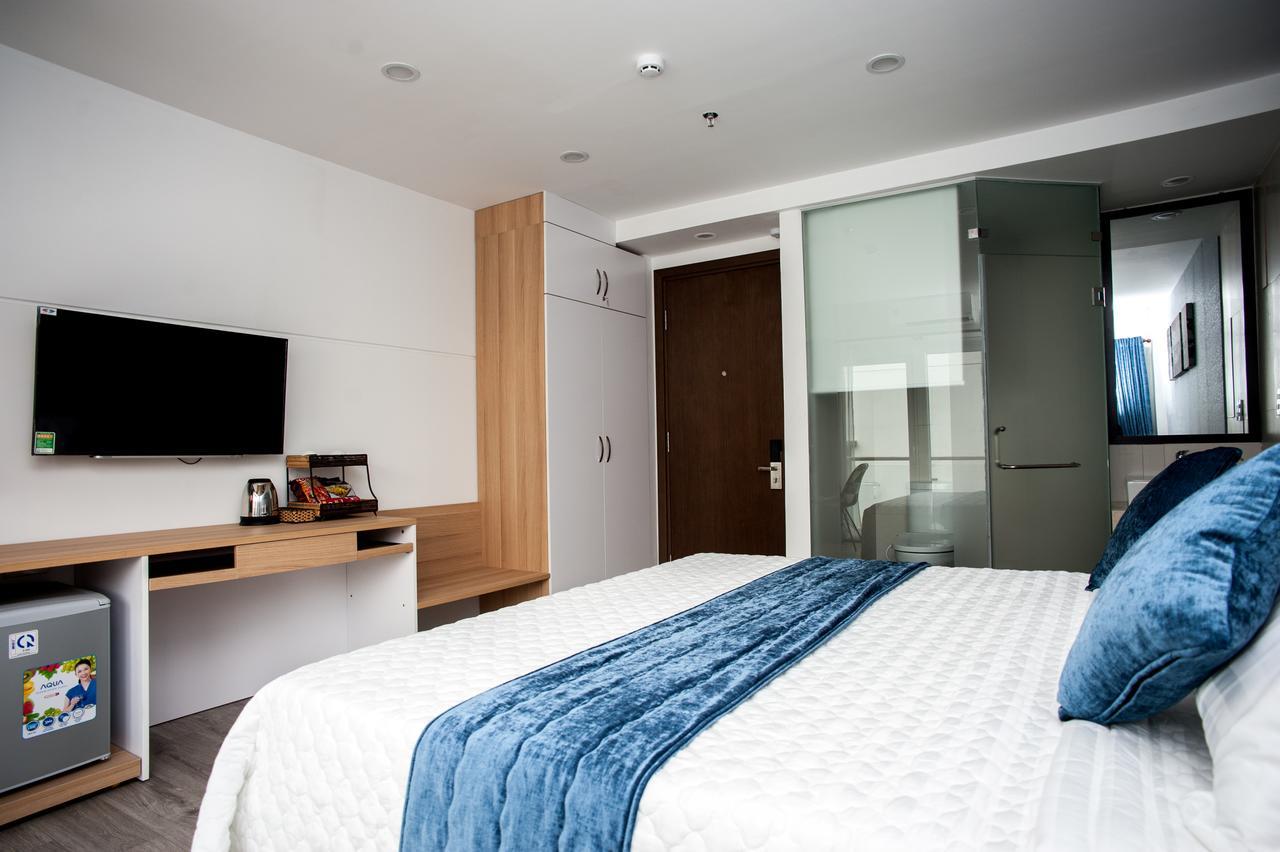 Executive Balcony King Room