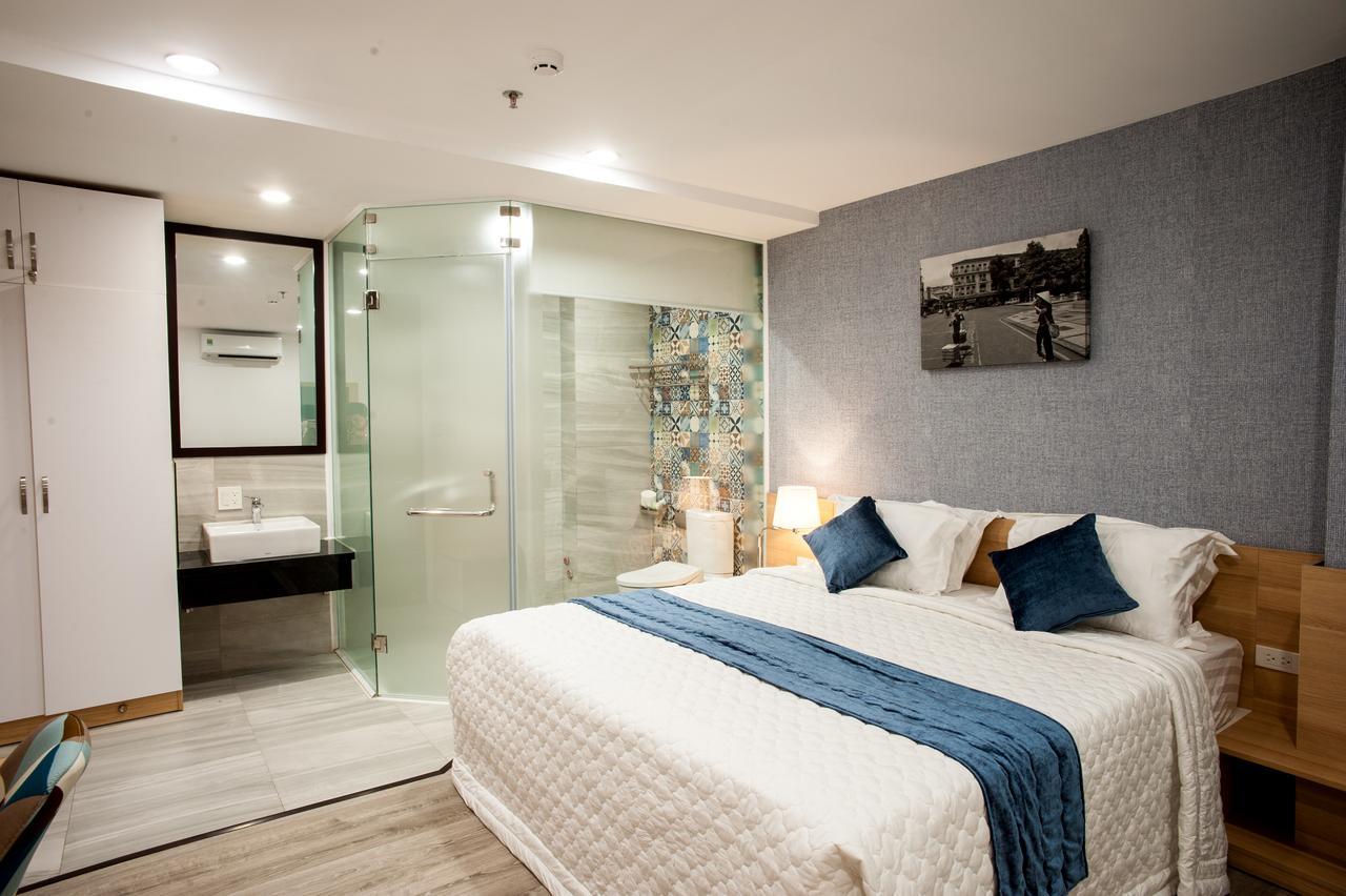 Premier Deluxe King Room