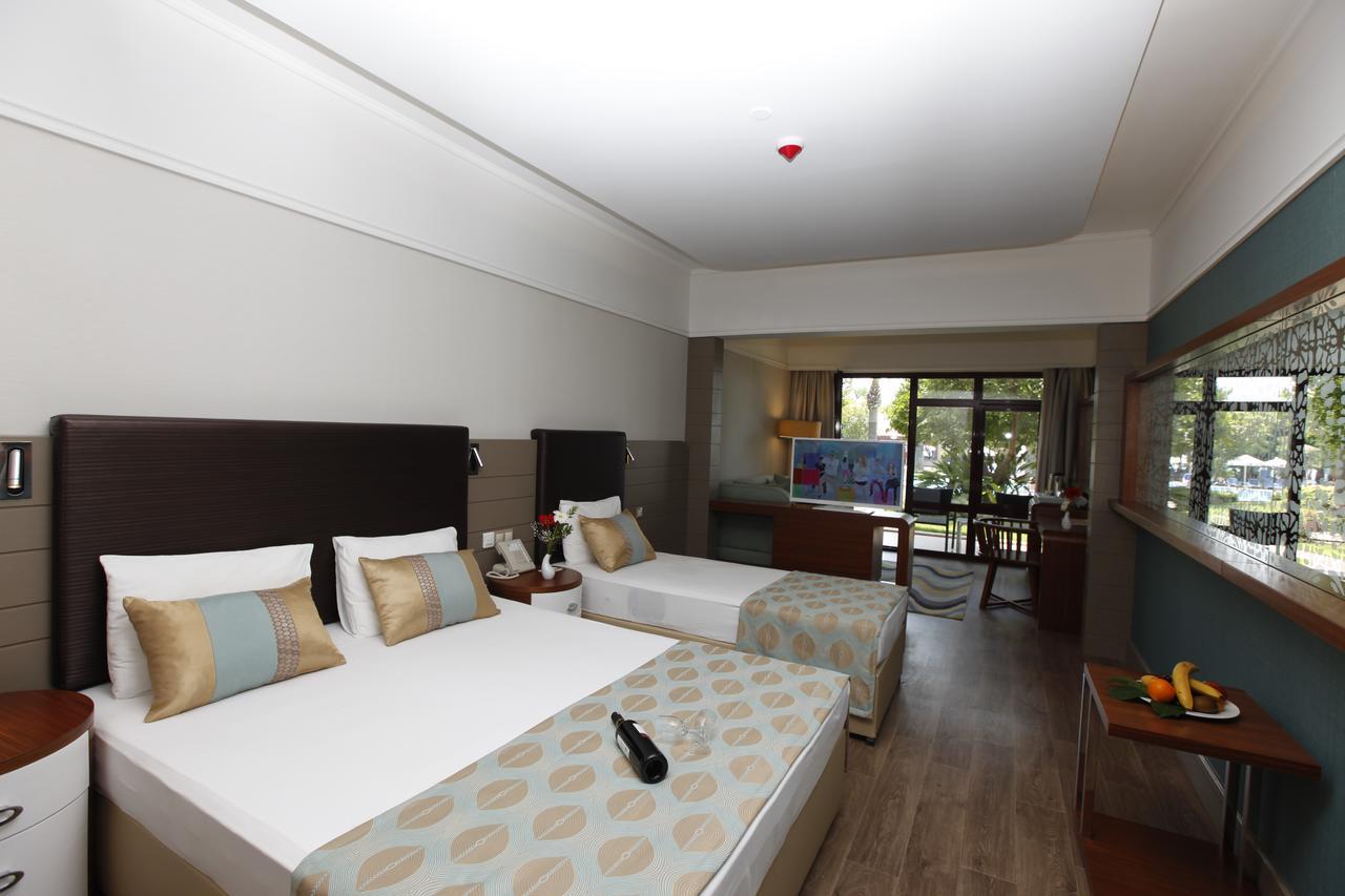 Habitación Cuádruple - vistas al jardín