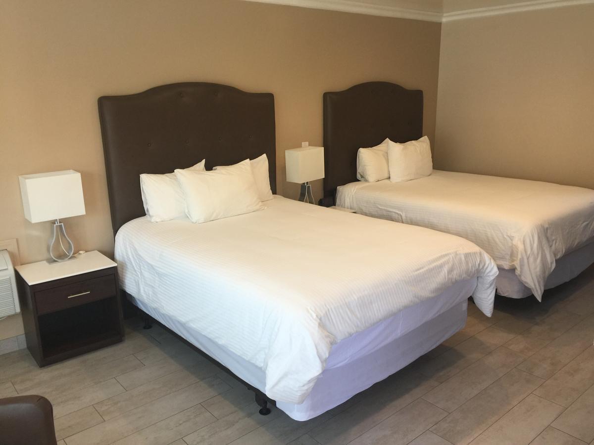 Deluxe Queen Room Two Queen Beds