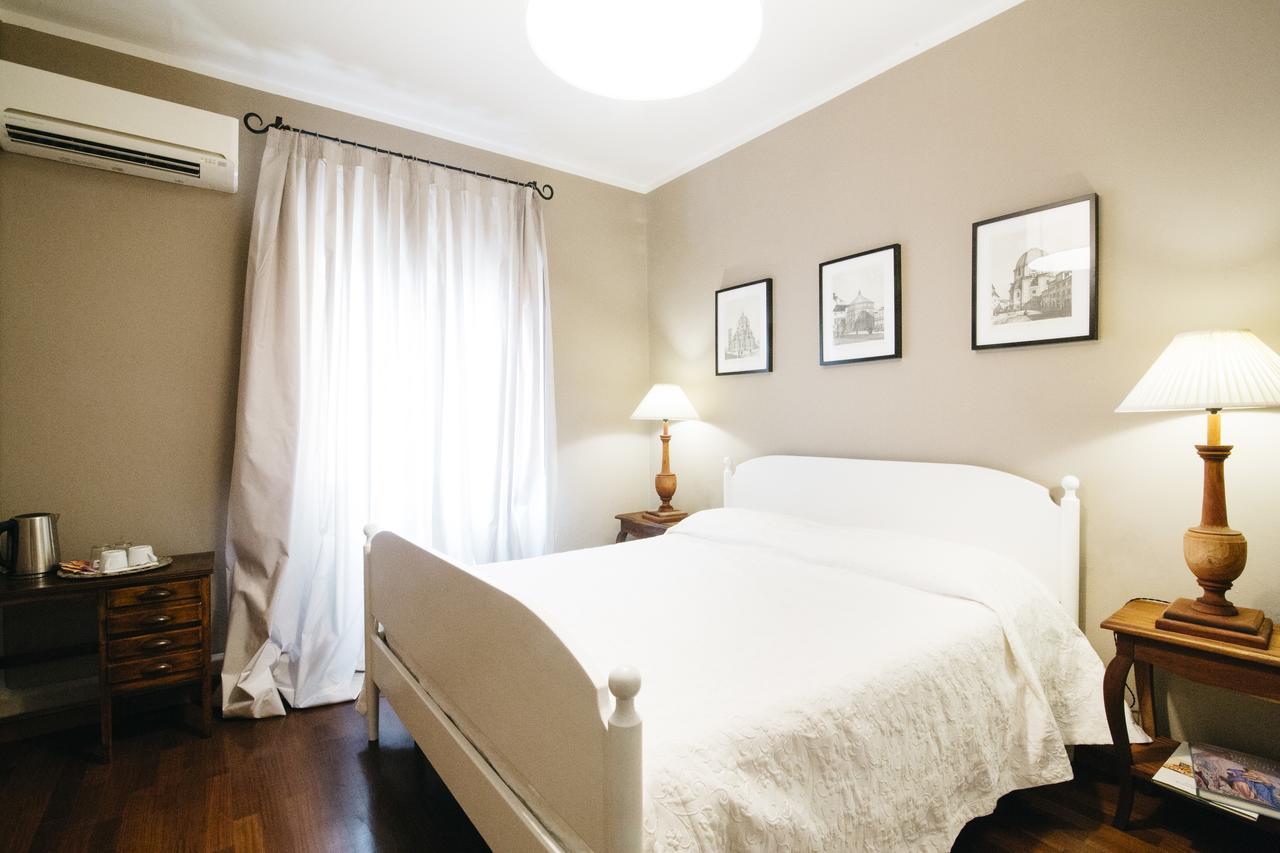 Double Room Private External Bathroom