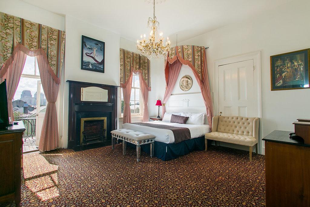 Chambre Lit King-Size avec Balcon