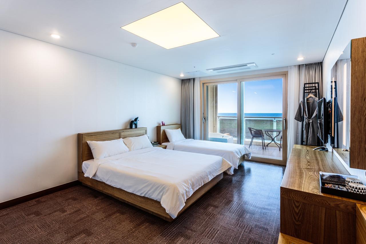 Deluxe Twin Room Sea View