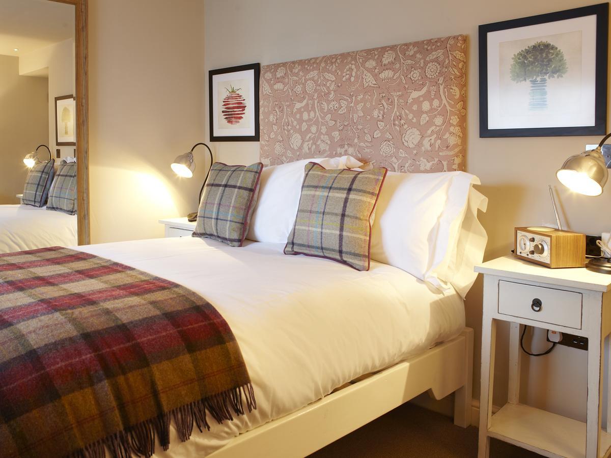 Standard Double Room (No pets allowed)