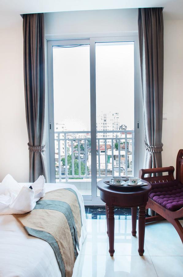 Deluxe Twin Room City View