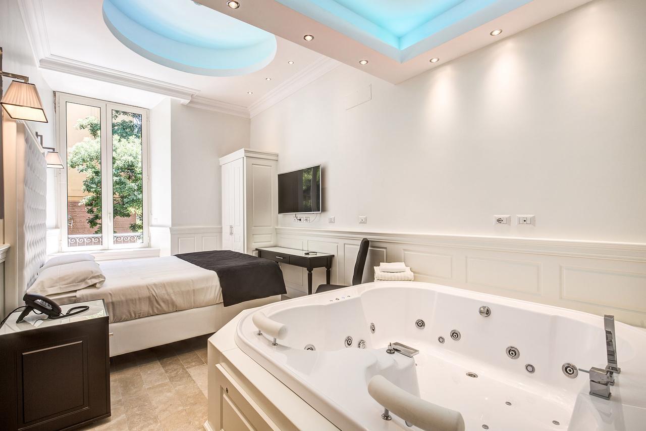 Double Room Spa Bath