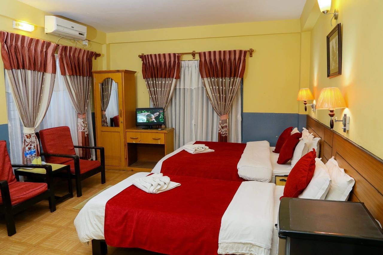 Deluxe Family Room Balcony