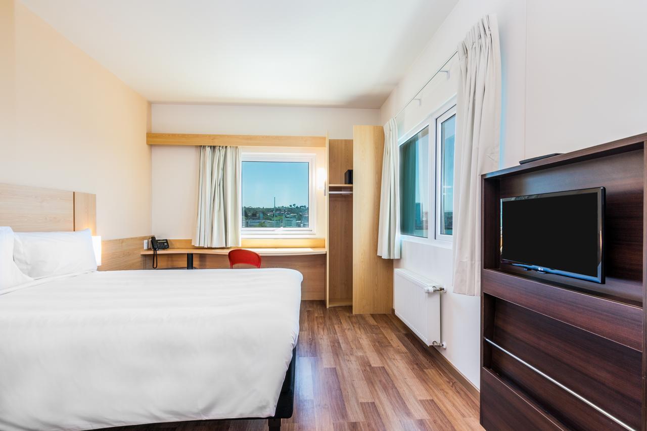 Quarto Duplo Standard