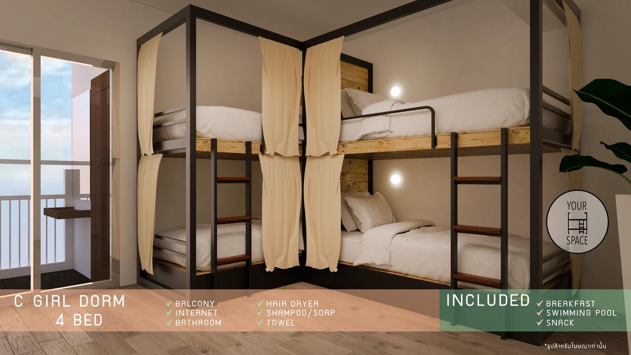 Bunk Bed Female Dormitory Room,543387162:JPEG