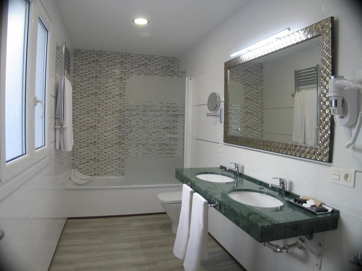 Superior Double Room,543324195:JPEG