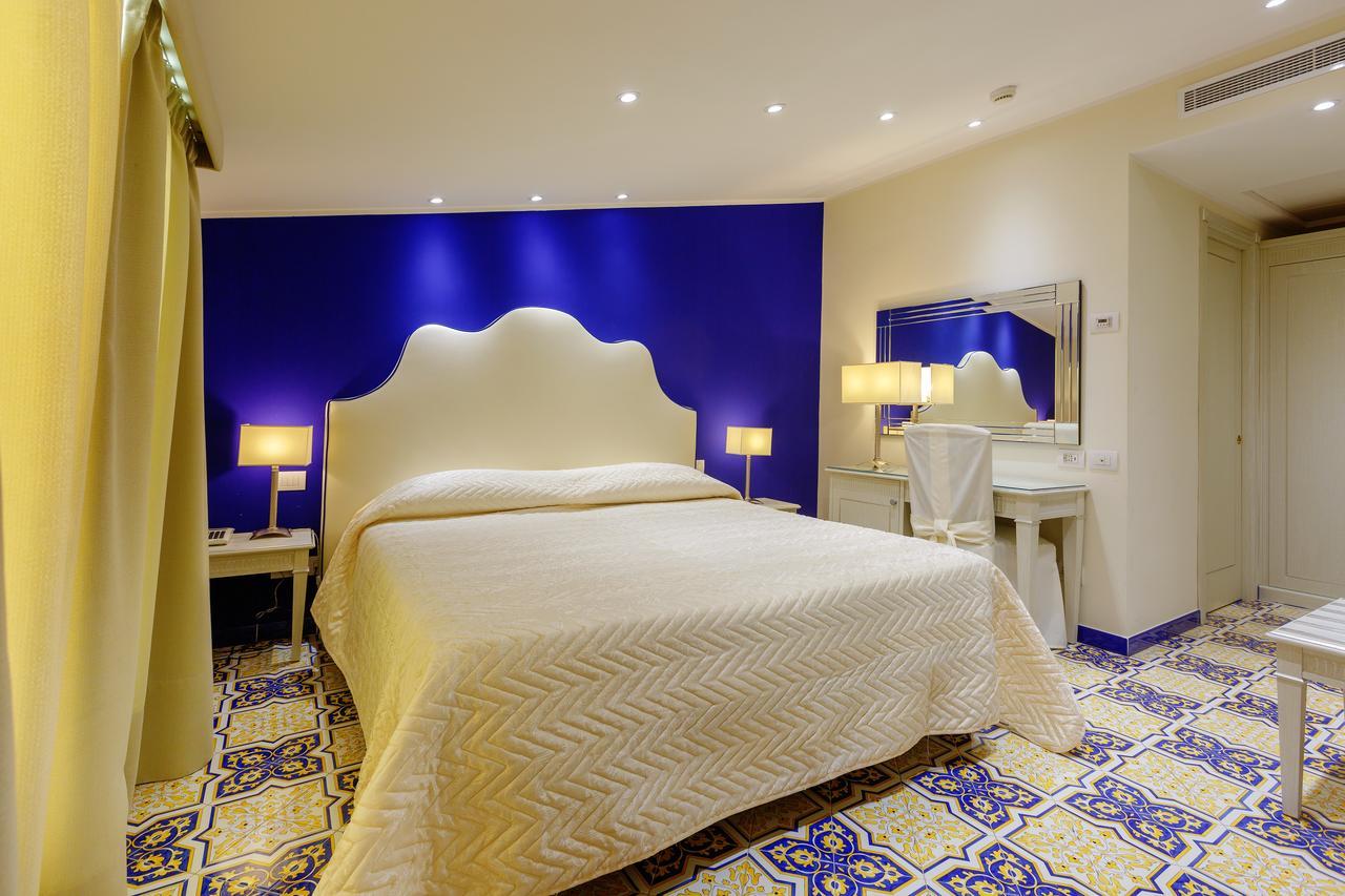 Deluxe Double Room Sea View