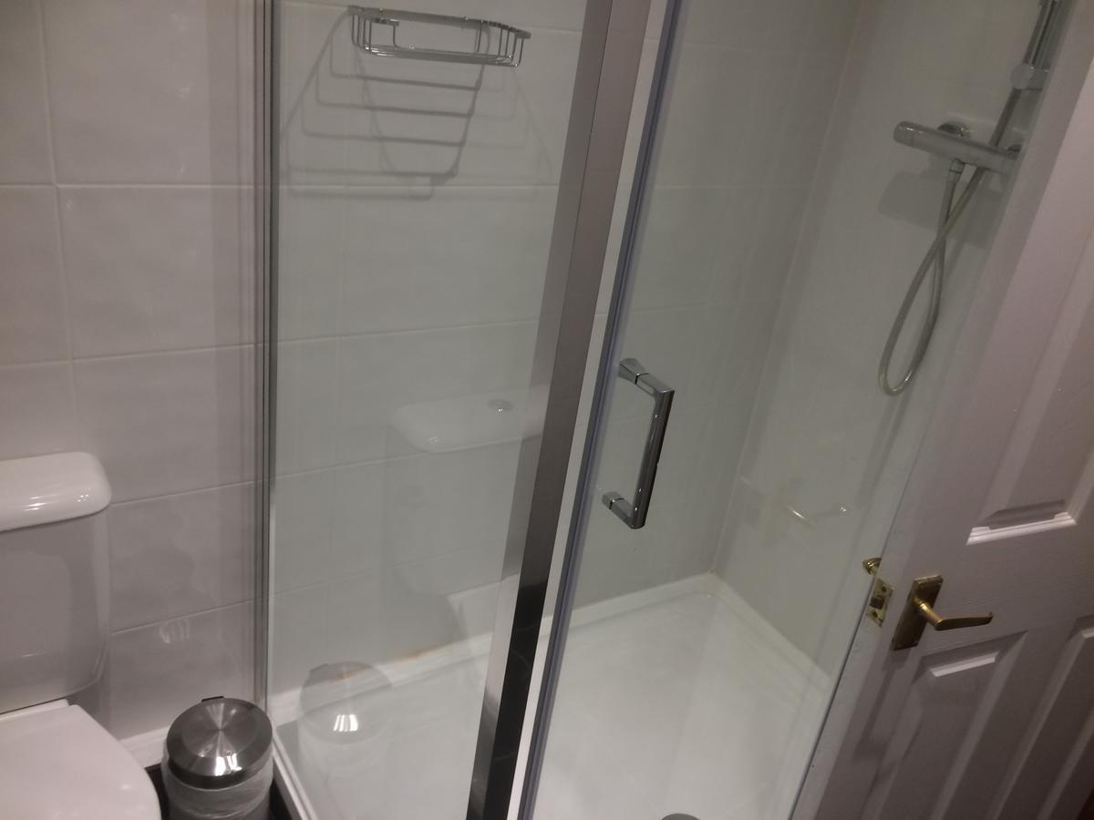 Double or Twin Room Shower