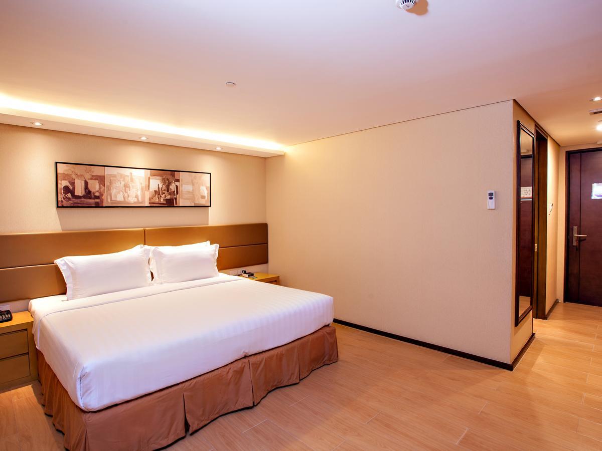 King Room