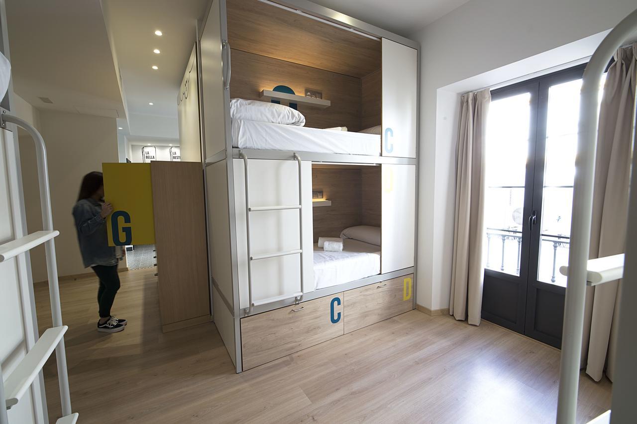 Cama em Dormitório com 4 Camas