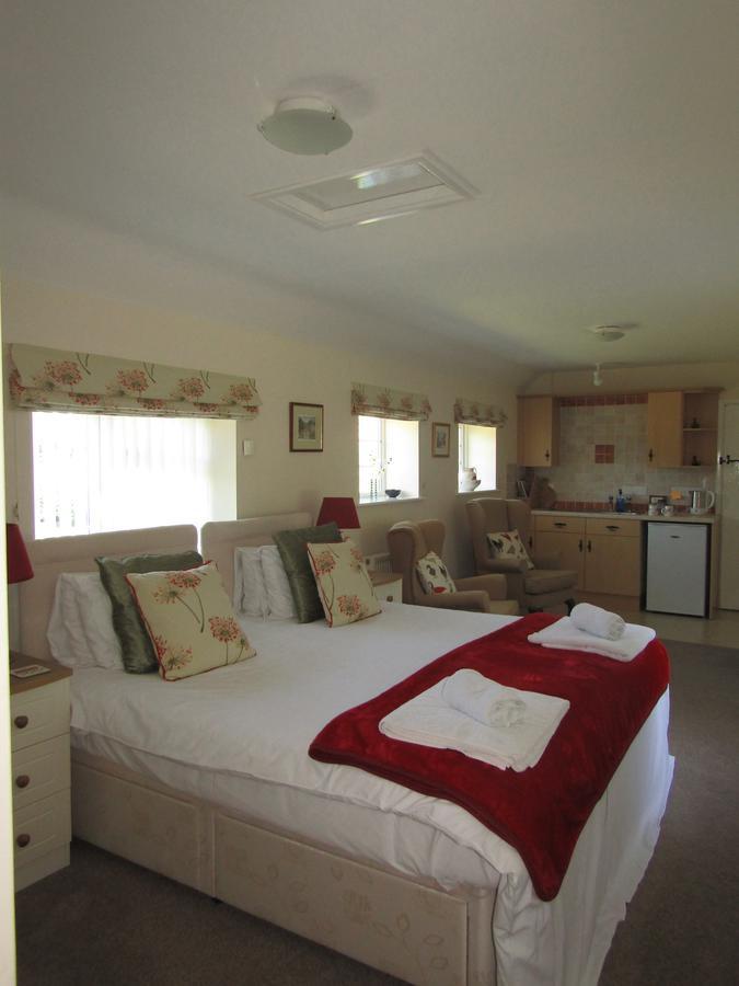 Double or Twin Room Garden View