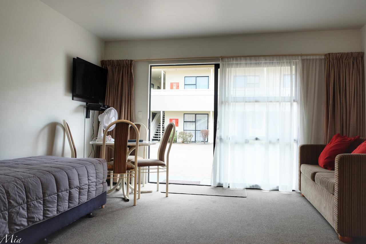 Superior One-Bedroom Suite