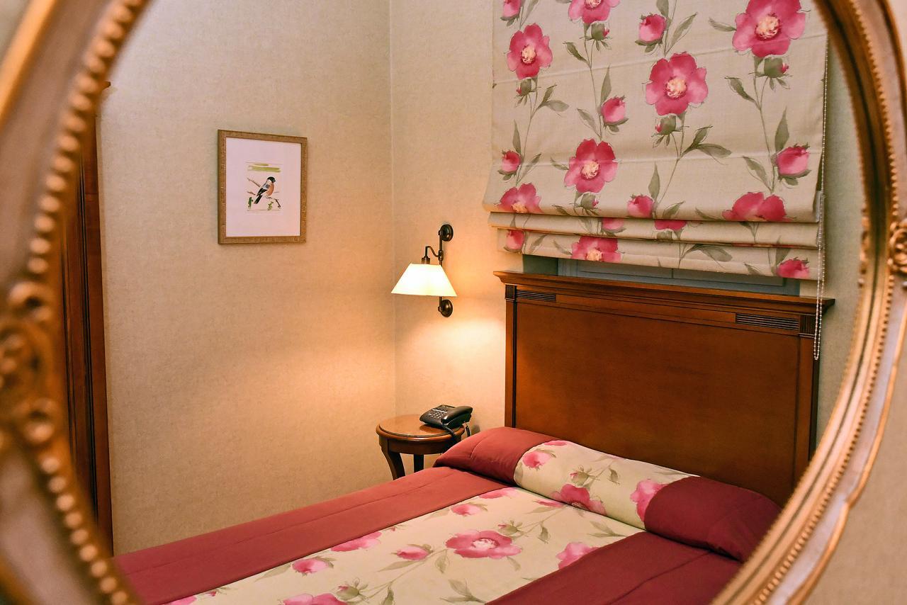 Standard Single Room,560285829:JPEG