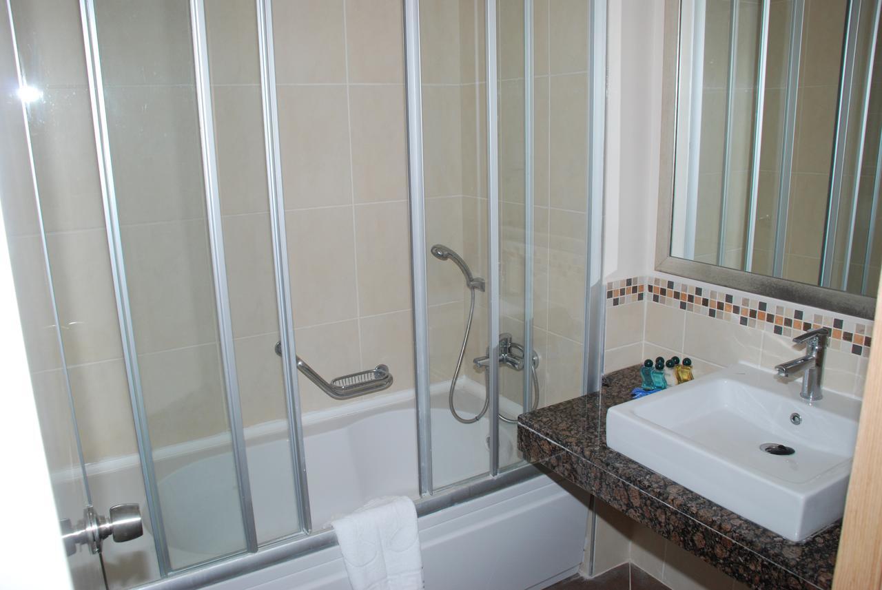 Standard Double or Twin Room Land View,566820681:JPEG