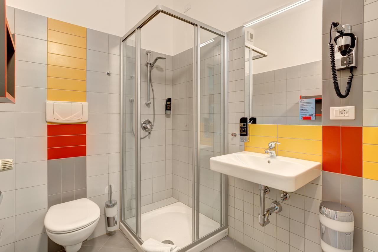 Tweepersoonskamer met 2 Aparte Bedden (1 Volwassene)