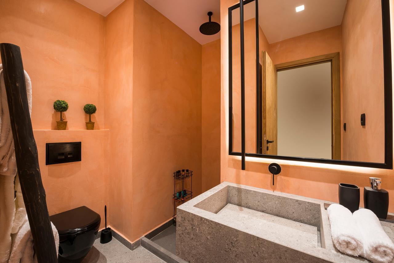 One-Bedroom Suite No Balcony