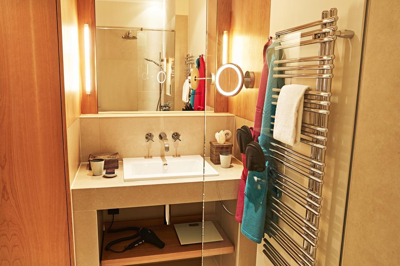 Double Room (Orania.25)
