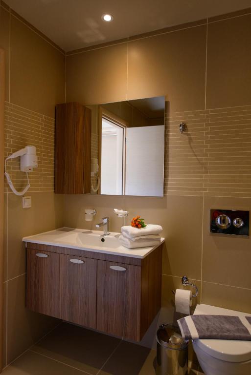Superior One-Bedroom Apartment