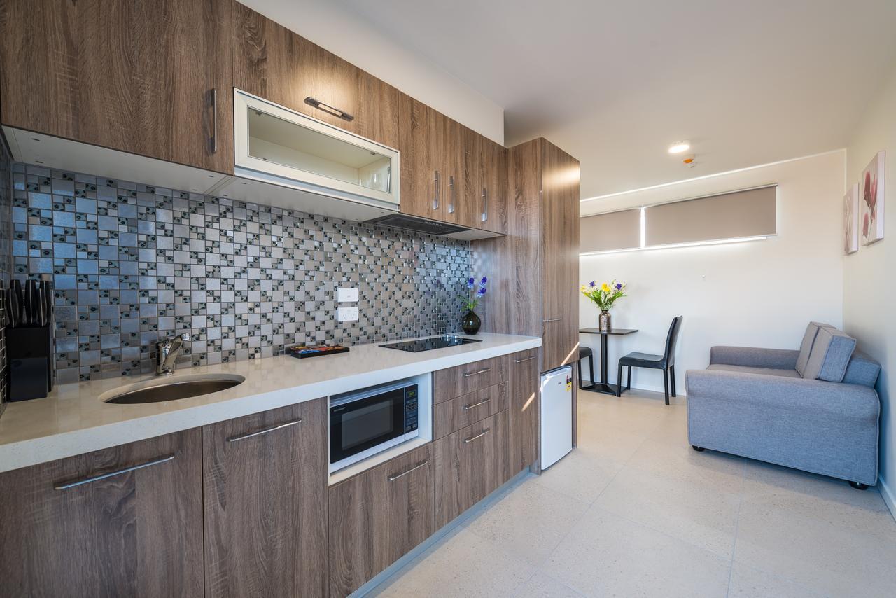 One-Bedroom Suite,595818075:JPEG