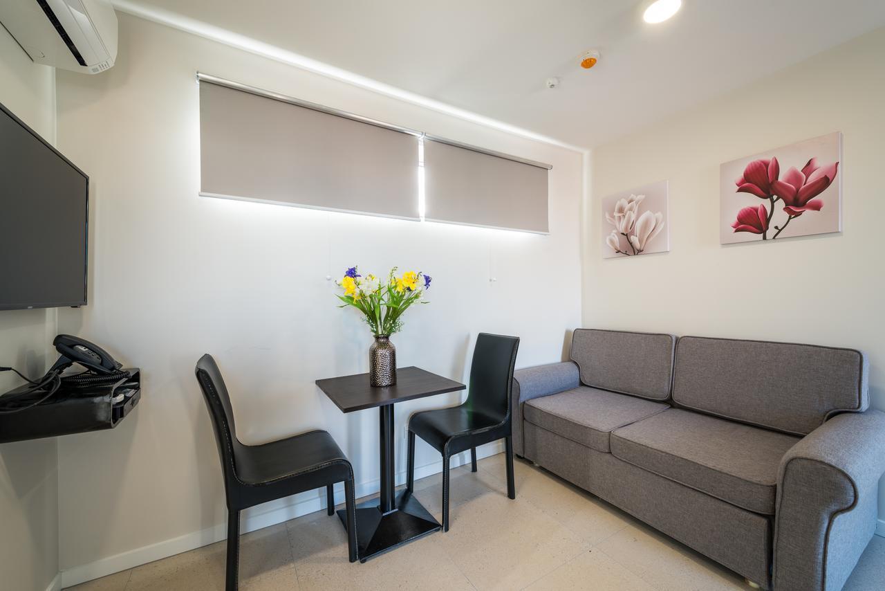 One-Bedroom Suite