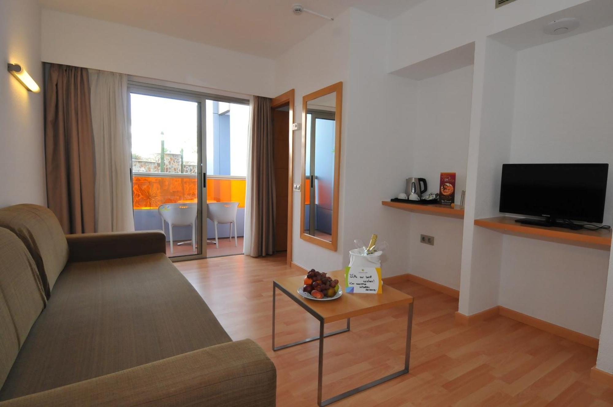 Premium Family Room