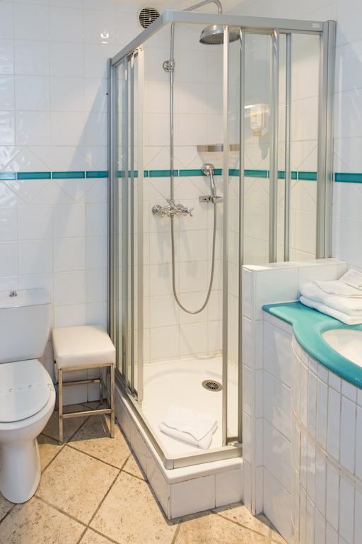 Classic Double Room,1473035479:JPEG